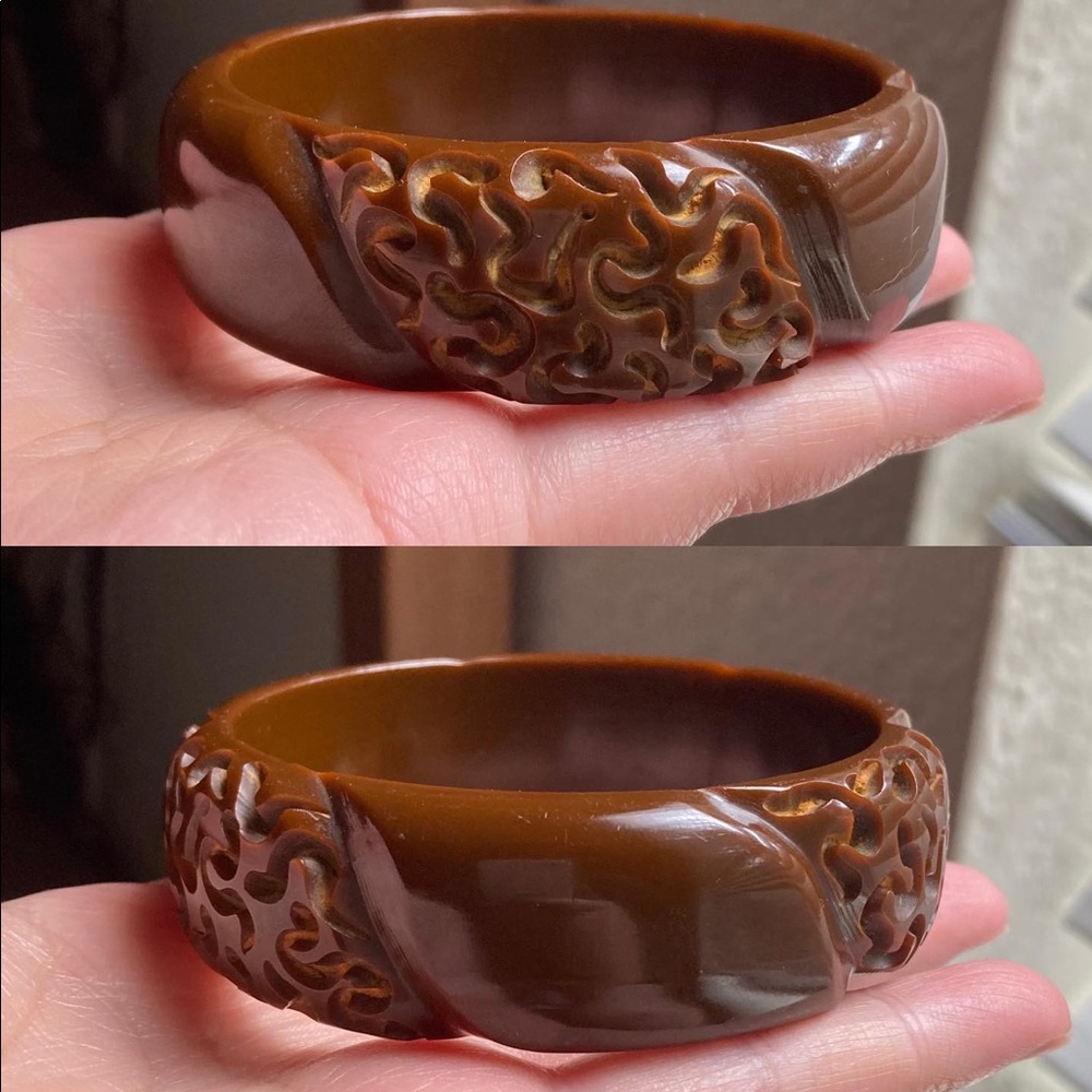 Rope carved brown bakelite bracelet